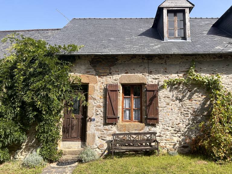 Children-friendly beautiful cottage with yard | Pets allowed — photo 2