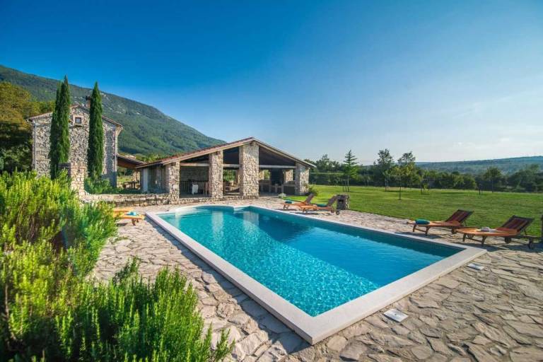 Villa Plomin