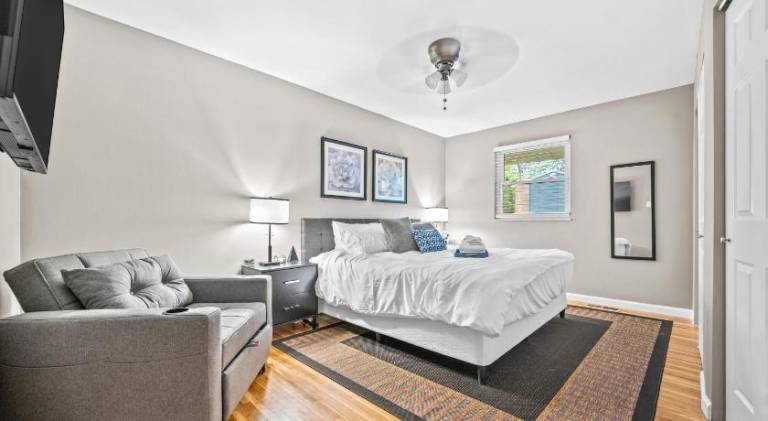 Holiday apartment with 2 rooms for 5 persons in Earth City, MO