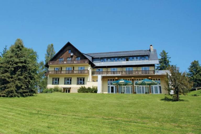 Ferienhotel Haus am Ahorn