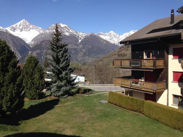 Ferienwohnung in Unterbäch für max. 2 Personen Ferienwohnung in Unterbäch für max. 2 Personen