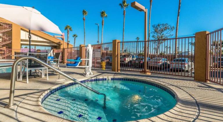 Days Inn by Wyndham Chula Vista/San Diego — photo 4