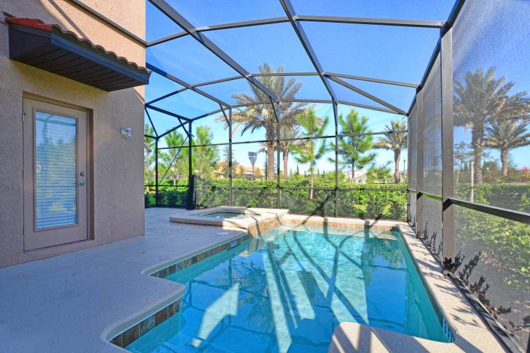 Child-friendly house with private pool & patio | Pets allowed in Cham