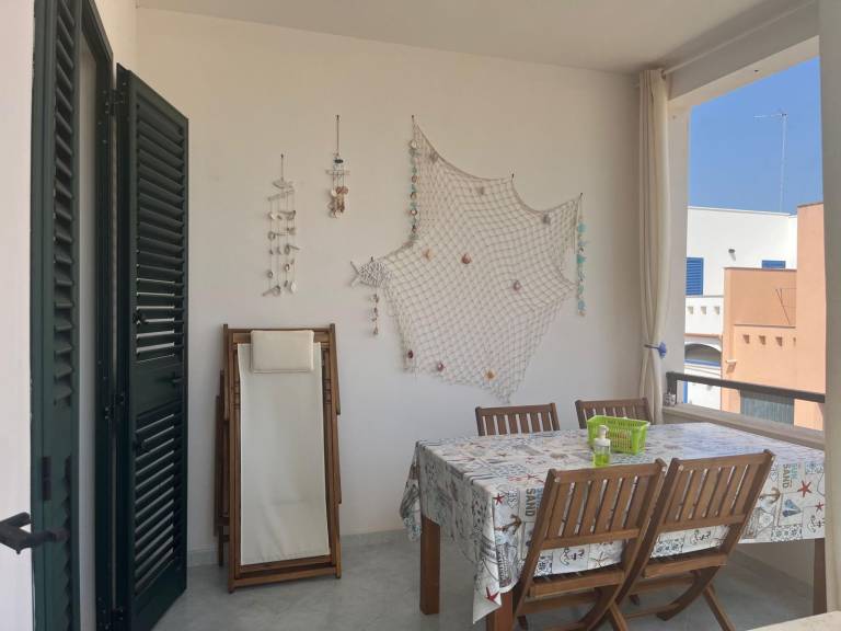 Holiday apartment with yard — photo 2