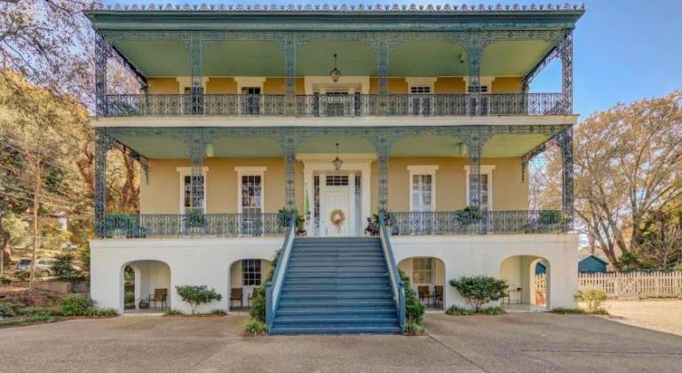 The Duff Green Mansion in Vicksburg, MS