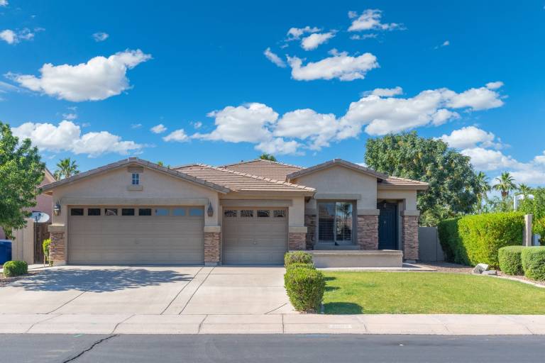 Bella Vista l Family Friendly Gilbert Escape