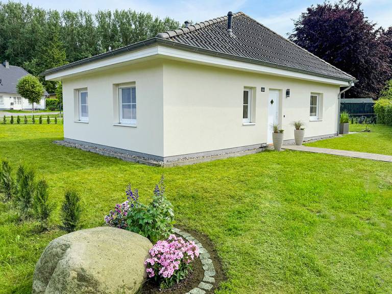 D 120 056 Ferienhaus Strandzeit