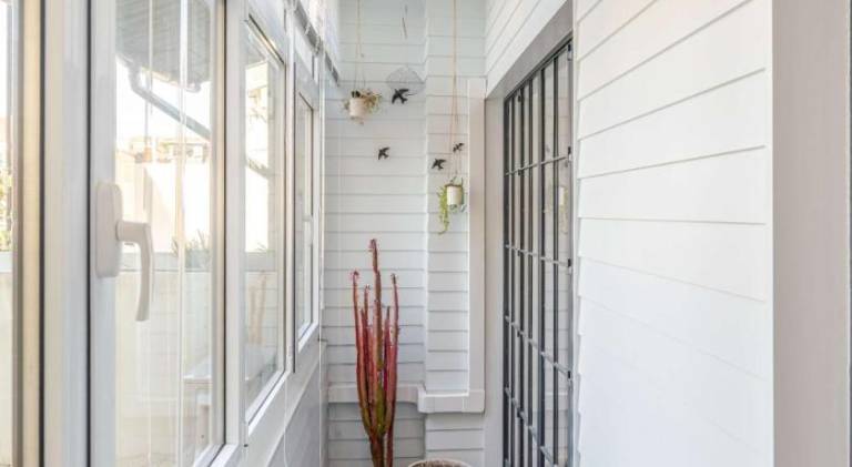 Light-Filled Cedofeita Apt by HostWise — photo 5