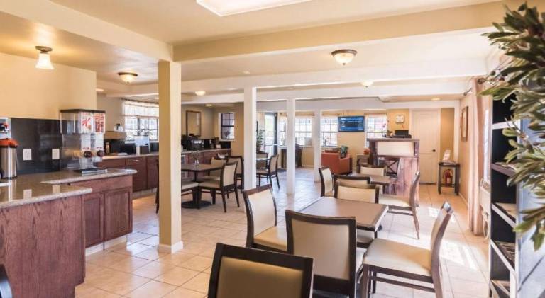 1st Interstate Inn Montrose — photo 4