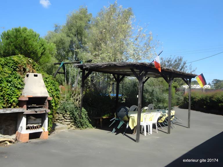 Holiday Home 'Gite Renouard' with Private Garden, Wi-Fi and Air Conditioning — photo 2