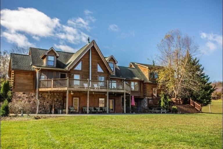 House  Hiwassee