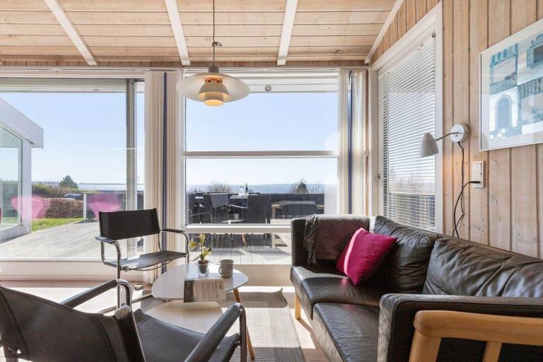 House with sauna, BBQ & pool | Sea view — photo 4