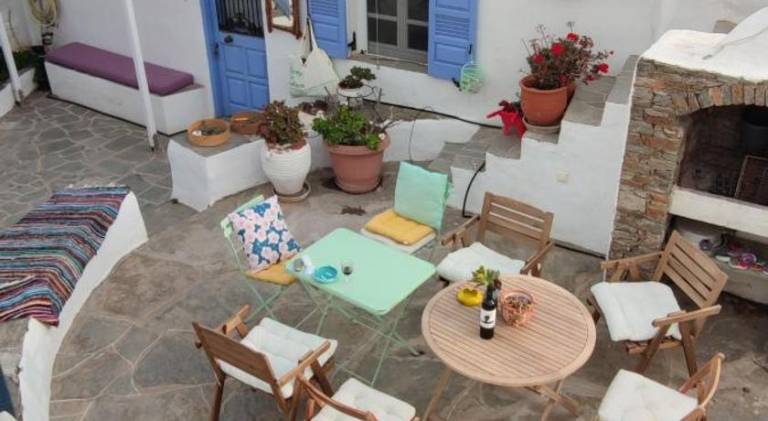 House with patio, barbeque & yard — photo 2