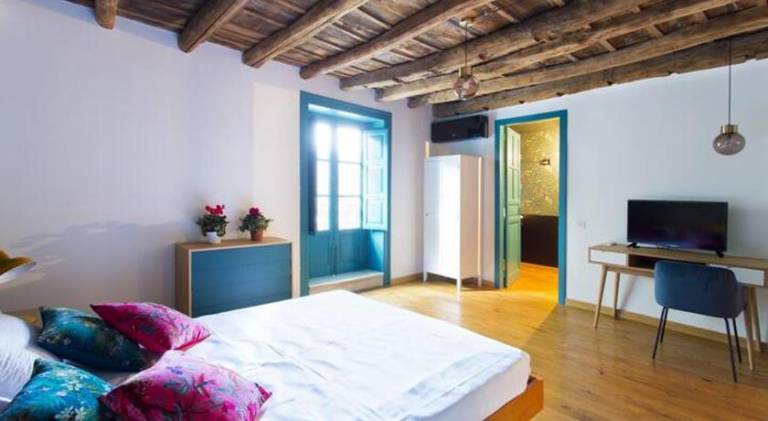 Vacation home | Near Teatro Politeama — photo 2