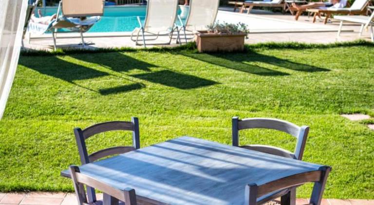 Charming vacation home with grill, patio & pool | Good for workation | Pets are welcome — photo 3