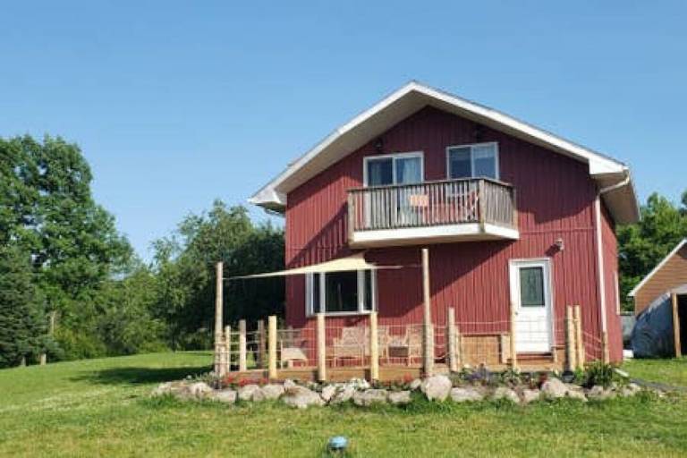 Cottage  Gananoque