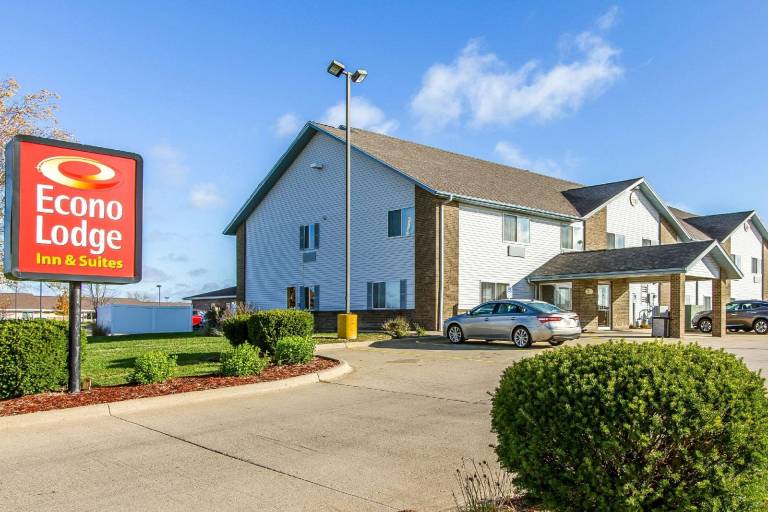 Econo Lodge Inn & Suites Pekin Peoria Area