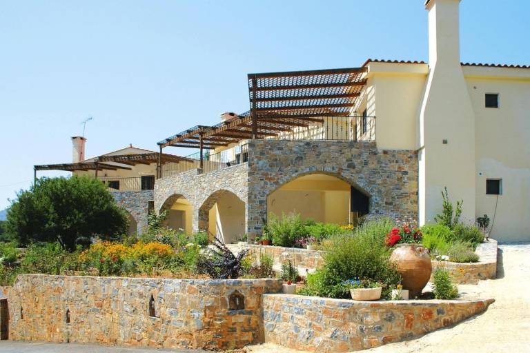 Apartment Drosia