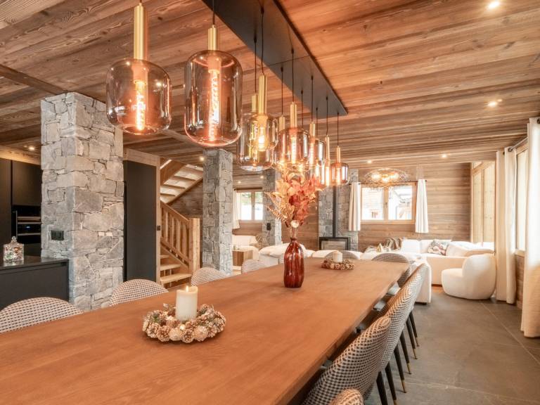Luxury Chalet in Les Gets with Jacuzzi and Sauna, Pet-Friendly — photo 3