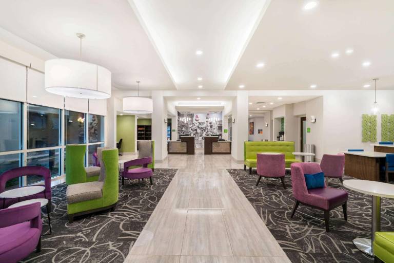 La Quinta Inn & Suites by Wyndham Mobile in Mobile, AL