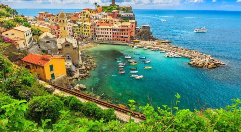 Holiday apartment with 3 rooms for 8 persons in Lavagna