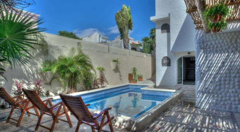 5BR Beautiful home in downtown Cancun, 10min beach in Cancún