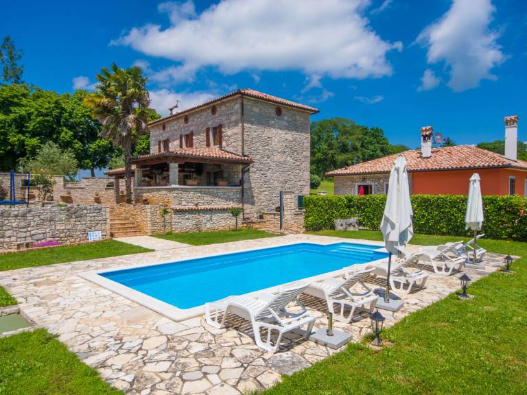 Bla&scaron;kovi& 196;& 135;