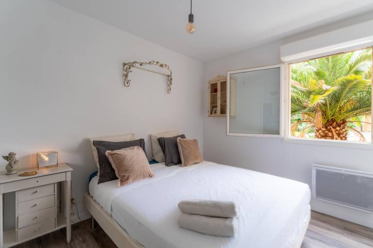 Apartment 'Un Temps Pour Soi' with Private Terrace, Private Garden and Wi-Fi — photo 3