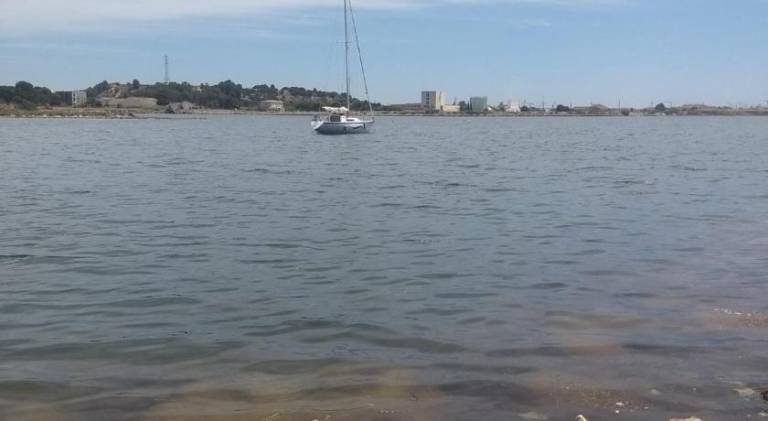 Boat with pool — photo 5