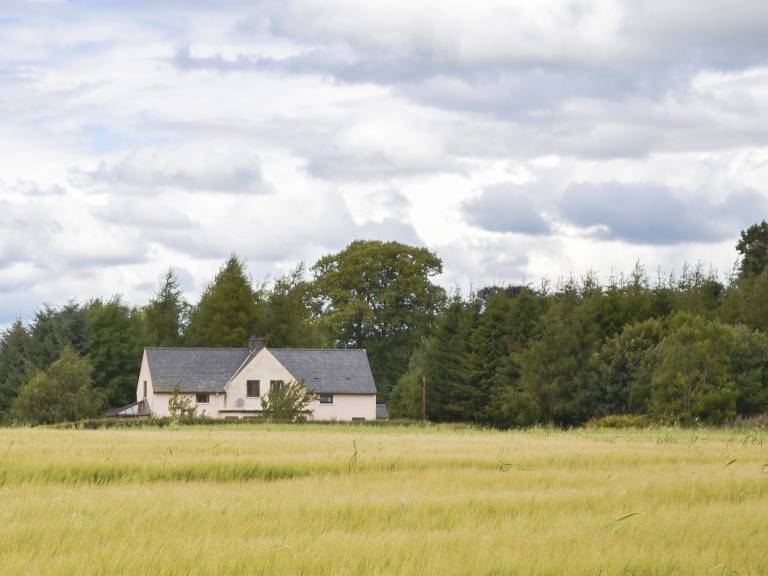 Cottage with garden | River view in Perth