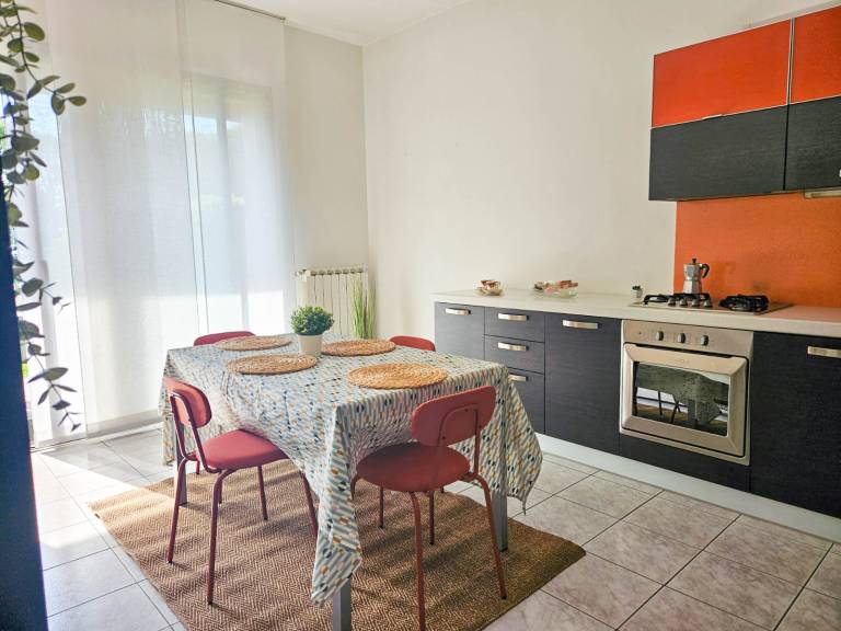 Apartment with garden & pool — photo 2
