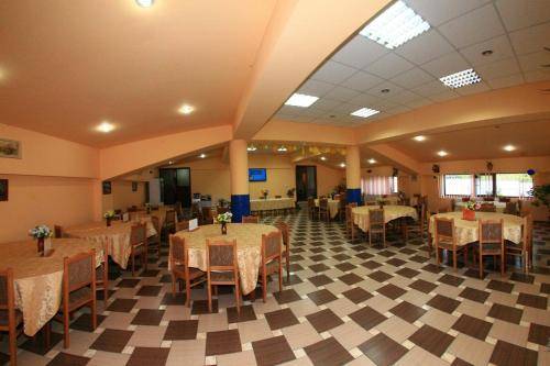 Bed and breakfast  Costeşti