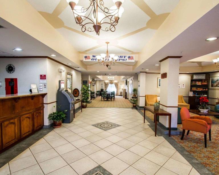 Comfort Suites Jacksonville Airport — photo 4