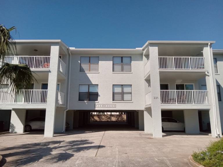 Condo  Beaches