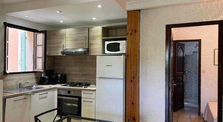 Lovely rental apartment with pool | Pets allowed — photo 5