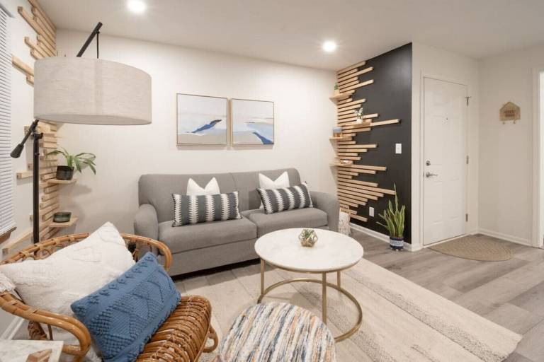 Apartment Lawrence