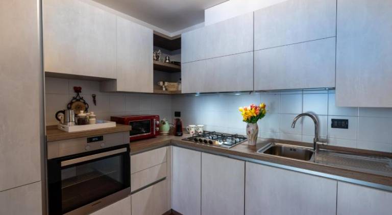 Charming apartment | Near Santa Maria Maggiore | Pets are welcome — photo 3