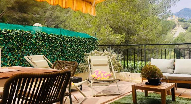 Apartment with pool & patio | Suitable for remote work — photo 5