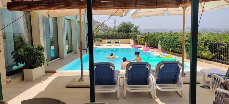 Villa Mosta