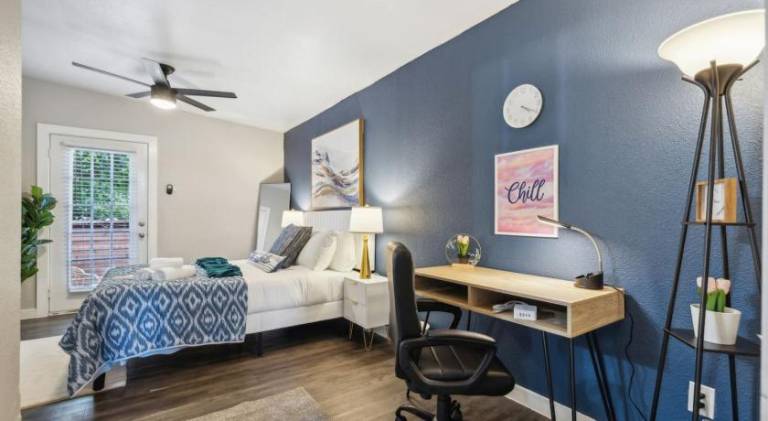 Apartment | Perfect for remote work | Dogs allowed in Arlington, TX