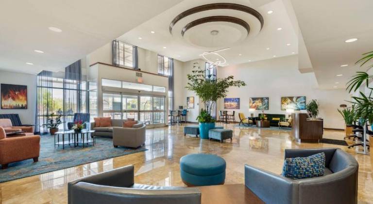 Best Western Plus Henderson Hotel — photo 2