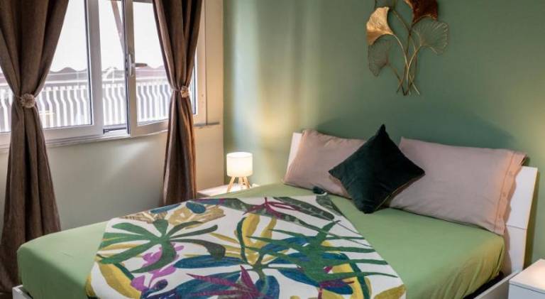 Holiday apartment with patio | Pets are welcome in Milazzo