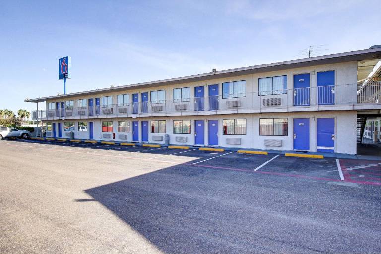 Motel 6 Laredo, TX - South in Laredo, TX
