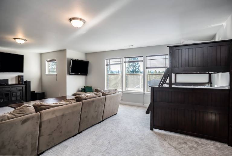 House with terrace in Bend, OR