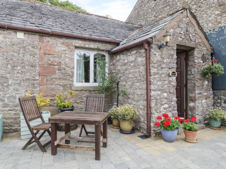 Cottage  Shap