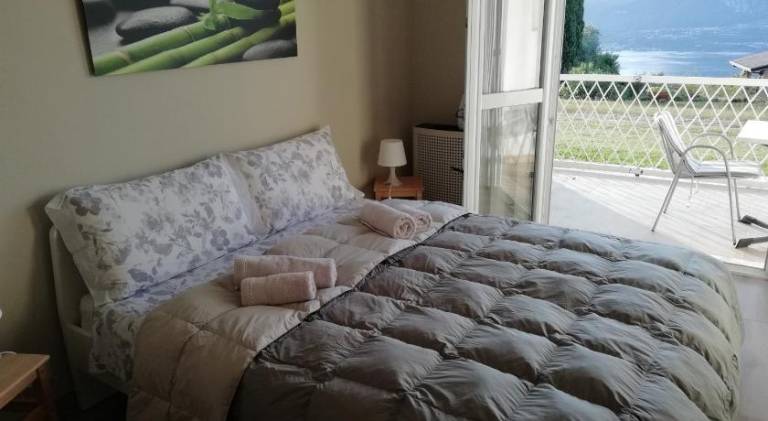 Lovely apartment with terrace, BBQ & yard | Perfect for remote work | Pet-friendly — photo 2