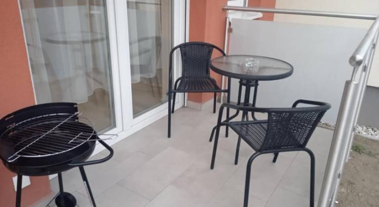 Verebes apartman — photo 2