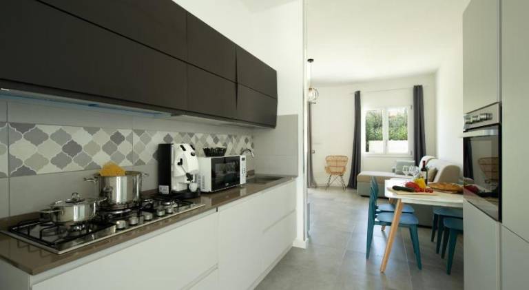 Beautiful villa with jacuzzi & pool | Next to the beach | Pets are welcome — photo 3