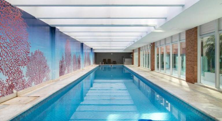 Apartment with pool | Pets are welcome — photo 2
