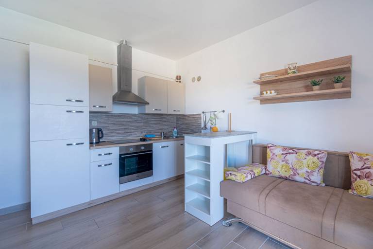 One bedroom apartment with terrace and sea view Lun, Pag (A-19358-b) — photo 3